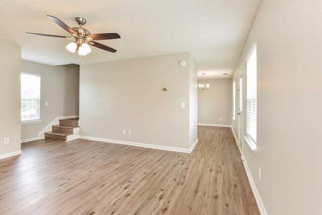 Foto del edificio - 1214 Elisha Ct