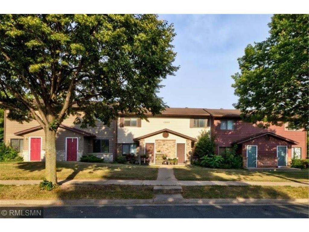 Foto principal - 1285 Bartosh Ln