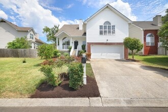 Building Photo - 3127 Creekview Ln