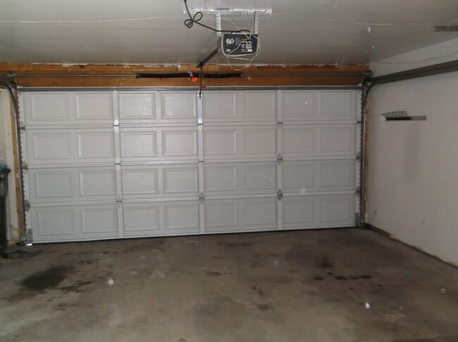 Building Photo - 4412 E 13th St