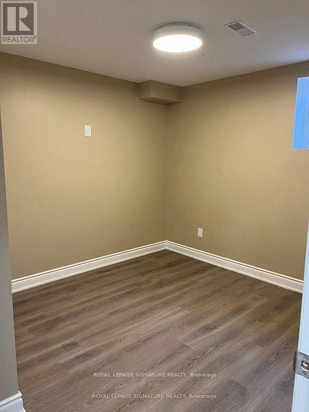 Photo du bâtiment - 22 Temple Manor Rd