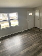 Building Photo - 3908 Carpenter Dr