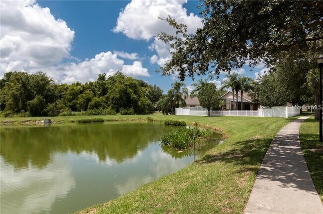 Foto del edificio - 7139 Colony Pointe Dr