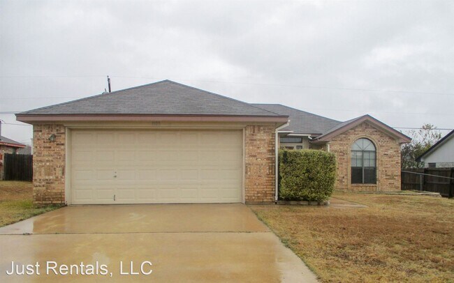 Building Photo - 3 br, 2 bath House - 1103 Clairidge