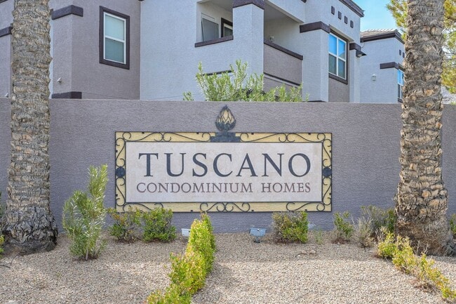 Building Photo - SW!! 2 Bedroom 2 Bath 2nd floor Condo!!! O...