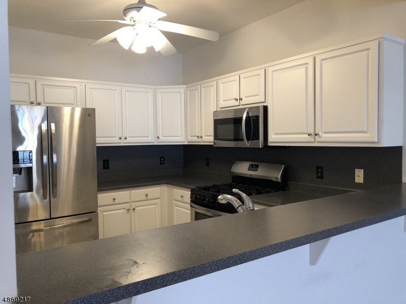 Foto principal - 1305 Carter Dr