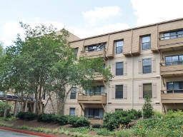 Foto principal - 1112 Highland Bluff Dr S E