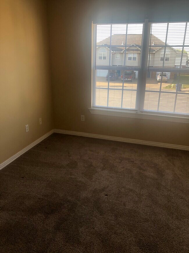 dormitorio principal - 2910 Meridian Plz