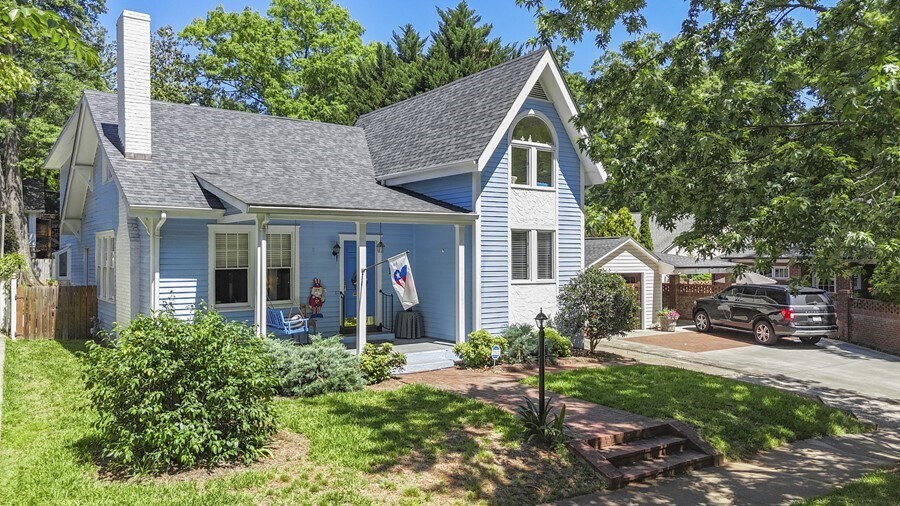 Primary Photo - Furnished Short Term Rental in Dilworth