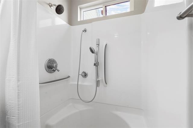 Foto del edificio - 20602 Hackberry Creek Park Rd