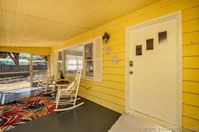 Foto del edificio - 813 SE 14th Ct