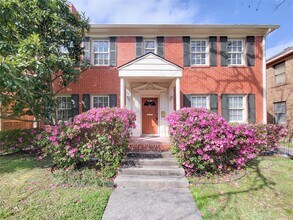 Building Photo - 1728 Hawthorne St