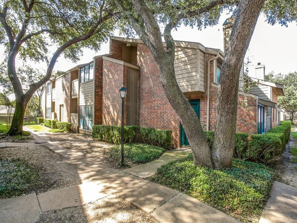 Foto principal - 9254 Forest Ln
