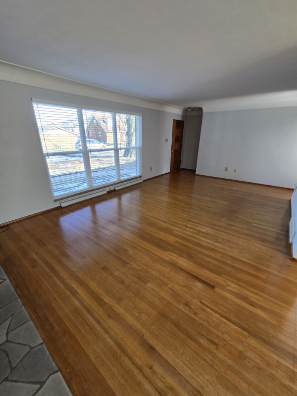 Foto del edificio - 6100 W Washington St