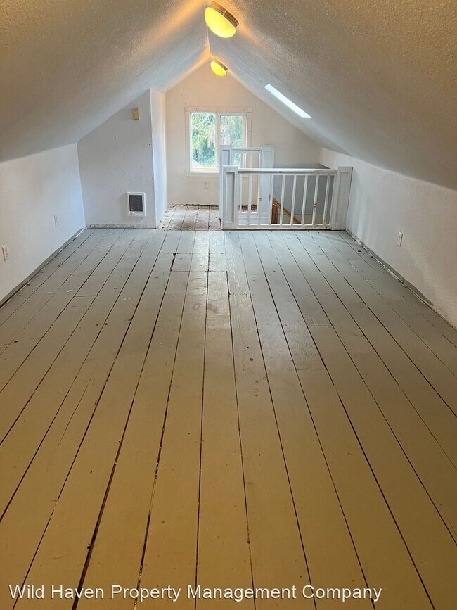 Foto del edificio - 3 br, 1 bath House - 725 NE Galloway St