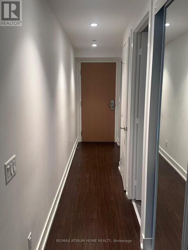 Photo du bâtiment - 7 Grenville St