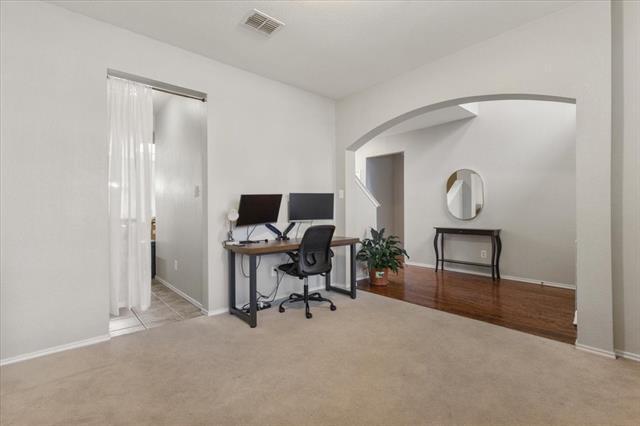 Foto del edificio - 1435 Sleepy Hollow Dr