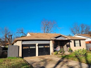 Building Photo - 8715 Fairhaven Ln