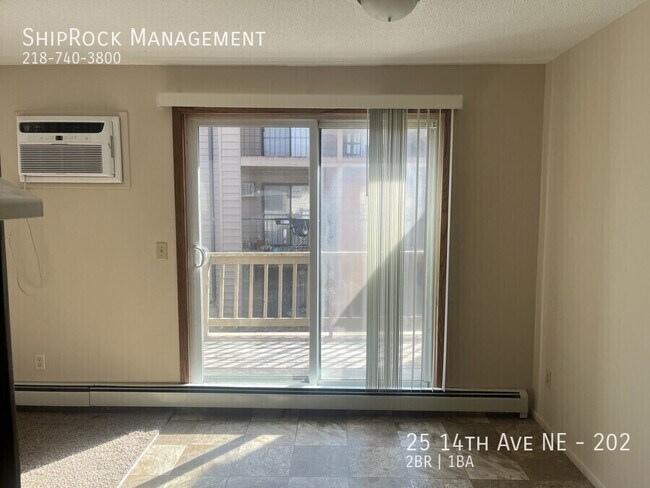 Foto del edificio - 25 14th Ave NE
