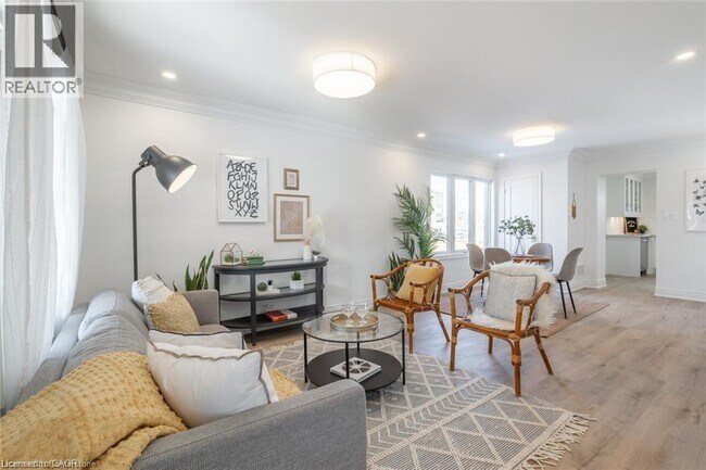 Building Photo - 1 Edward St