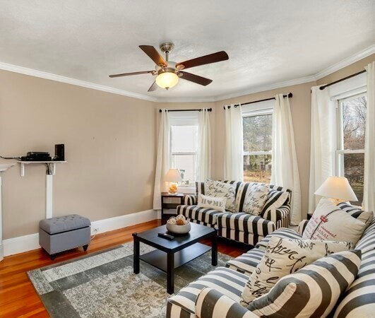 Building Photo - 33 Wachusett St