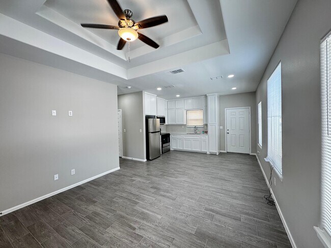 Foto del edificio - 740 N Alamo Rd