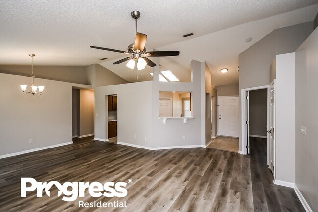 Building Photo - 3152 Olde Sutton Parke Dr