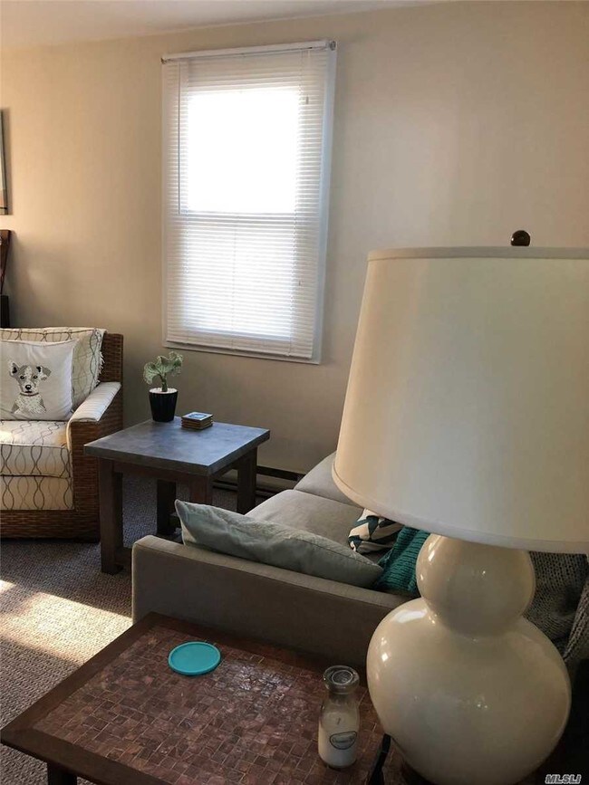 Foto del edificio - 15 Grand St S