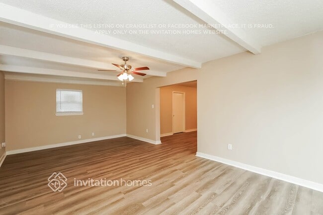 Foto del edificio - 1231 Rutherford Dr