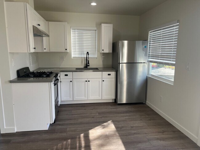 Building Photo - 1908 Ruth Street, Unit A - San Luis Obispo