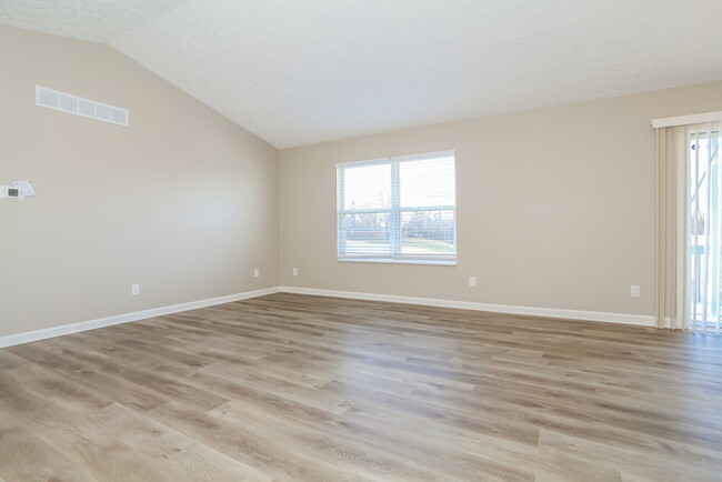 Building Photo - 4559 Parkwick Dr