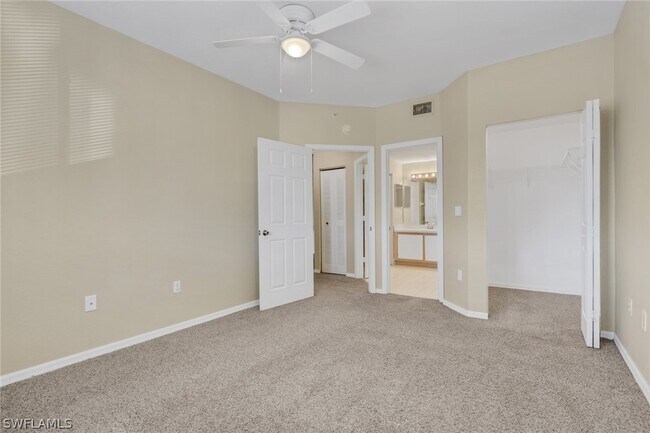 Foto del edificio - 6321 Aragon Way