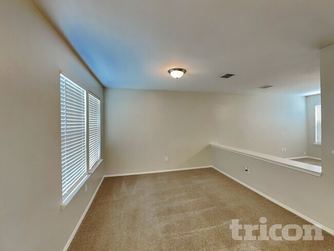 Foto del edificio - 2338 Manchester Ln
