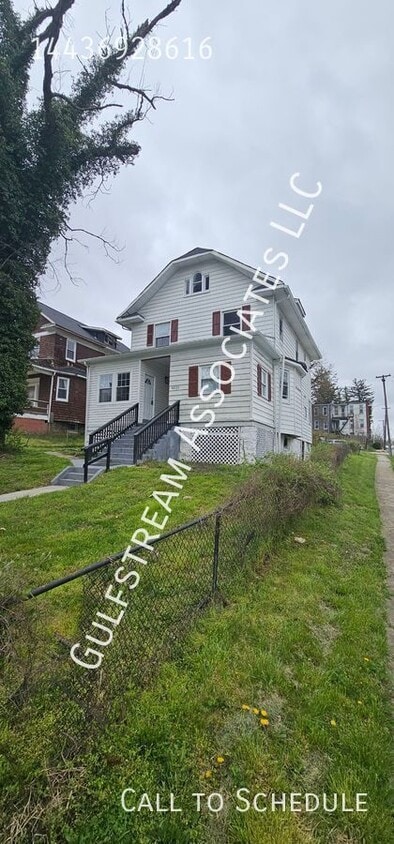 Primary Photo - 4031 Fairview Ave