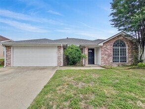 Building Photo - 6600 Rhea Ridge Dr