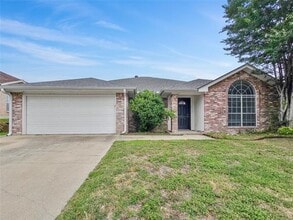 Building Photo - 6600 Rhea Ridge Dr