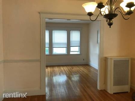 Building Photo - 86 Chesbrough Rd