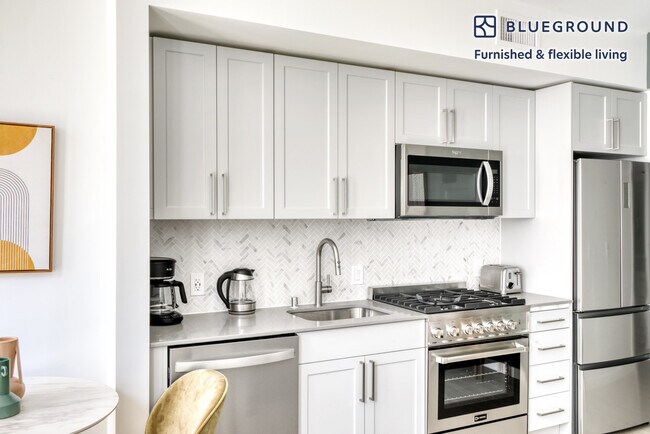 Foto del edificio - 704 Spring St