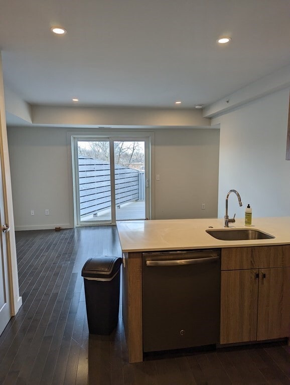 Foto del edificio - 3383 Washington St