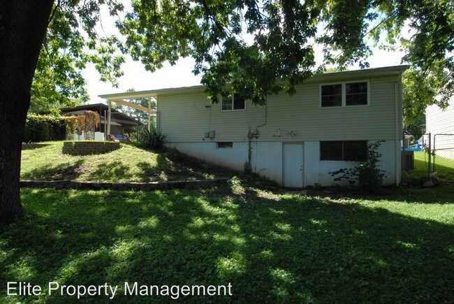 Building Photo - 3635 Saint Alban Dr
