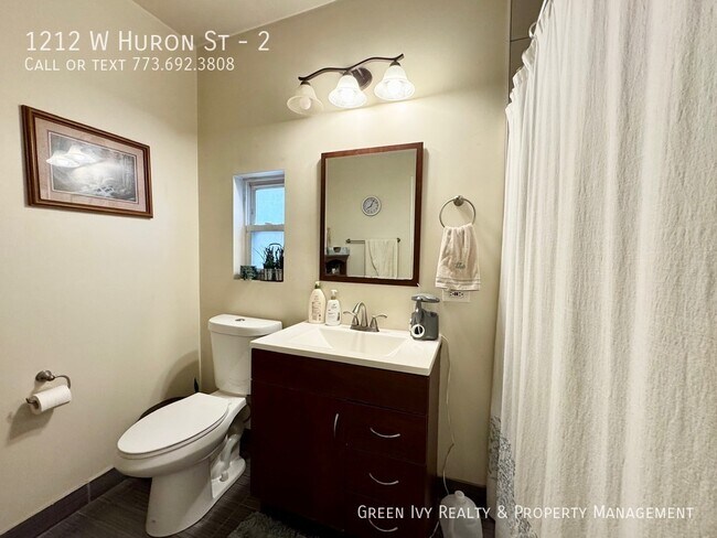 Foto del edificio - 1212 W Huron St