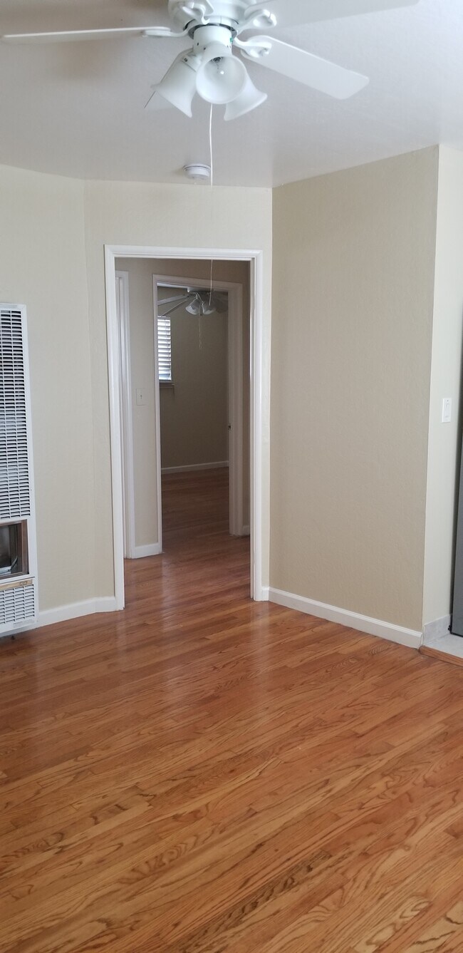 Family Room to Bedrooms - 3843 Madeline Dr