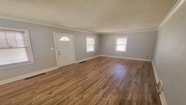 Foto del edificio - Cozy & Quaint 3 Bedroom House With Lots of Extras!