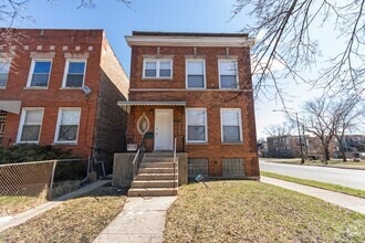 Building Photo - 7559 S Union Ave