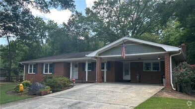 Building Photo - 2379 Holly Springs Rd