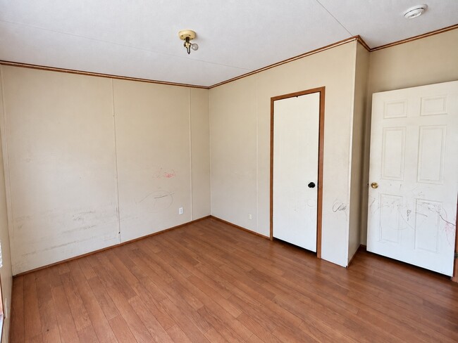 Foto del edificio - 3 Bed/2 Bath - Unit 204 Gaither