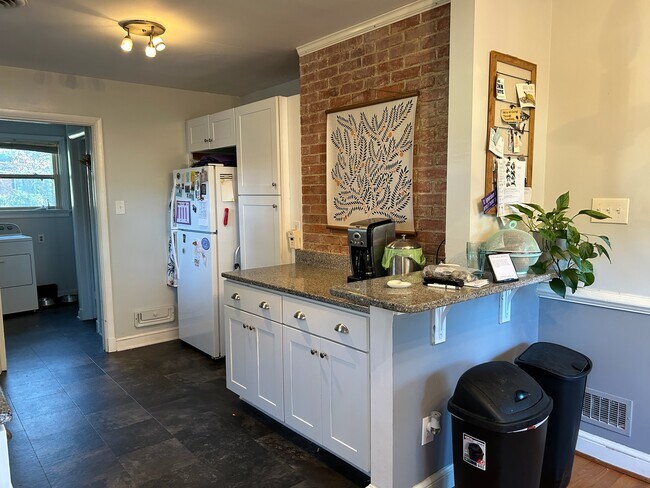 Foto del edificio - 8603 Bentridge Ln