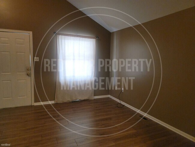 Foto del edificio - 2 br, 1 bath House - 324 South McComas Street