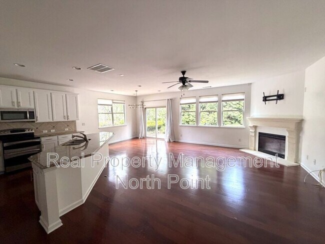 Foto del edificio - 2160 Crestridge Trail NE