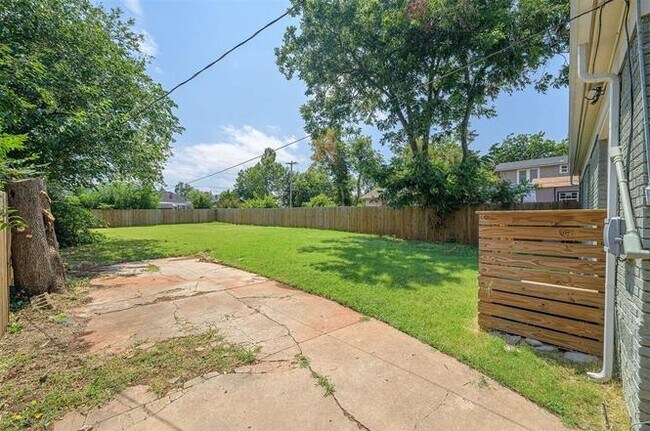 Foto del edificio - 1710 NW 40th St